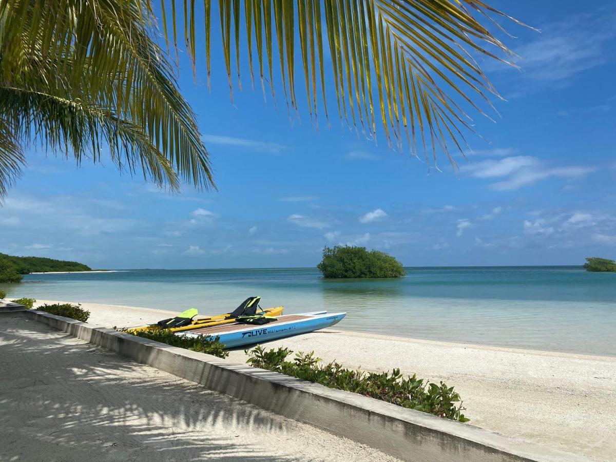 Shaka Caye All Inclusive Resort Belize City Exterior photo