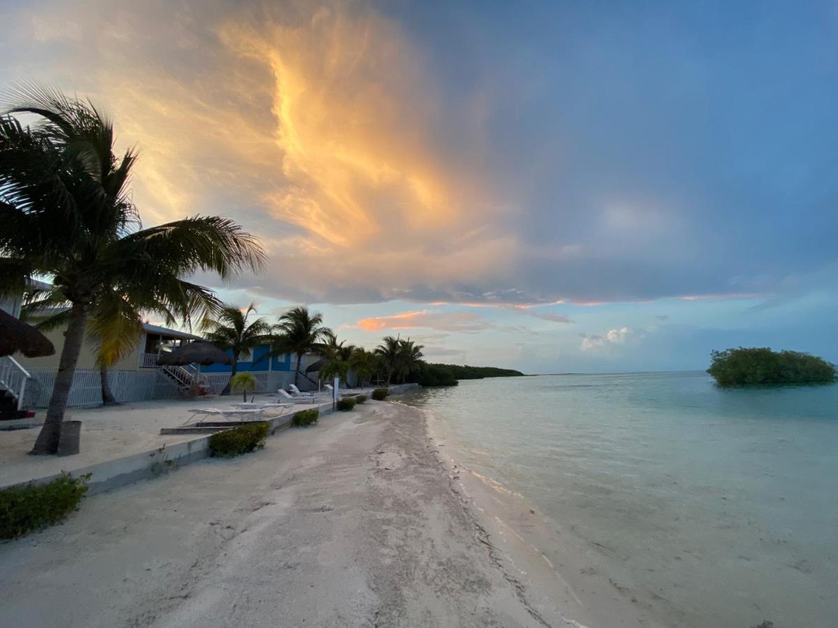 Shaka Caye All Inclusive Resort Belize City Exterior photo