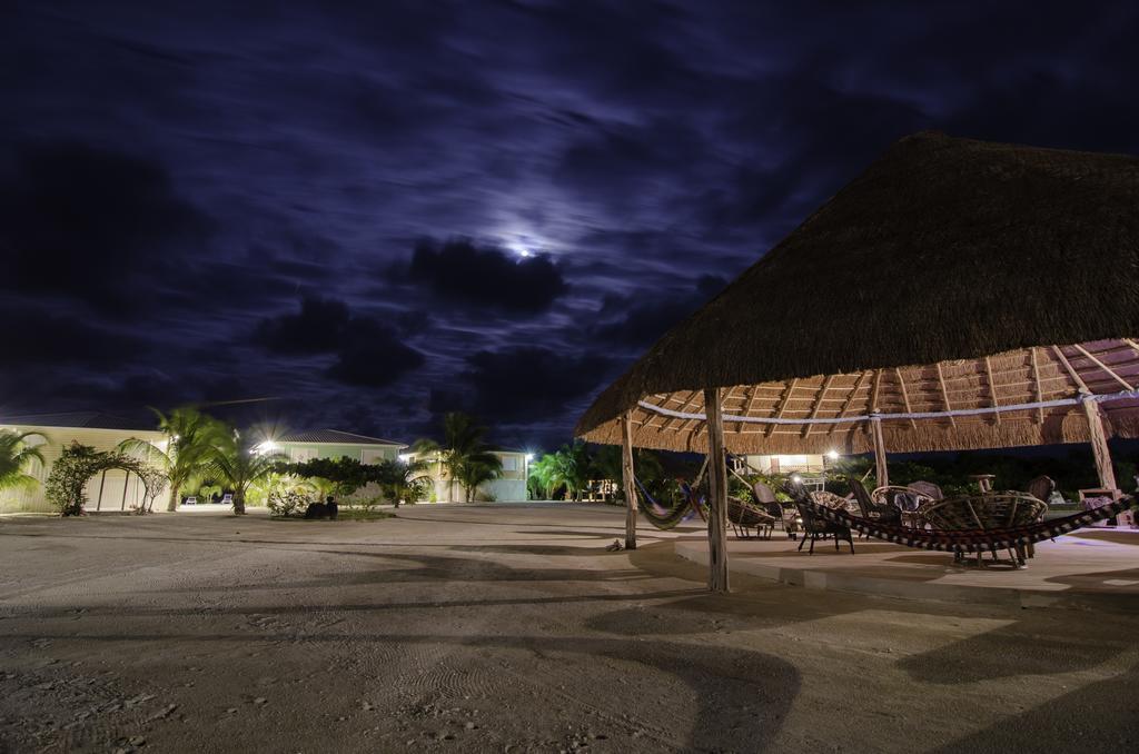 Shaka Caye All Inclusive Resort Belize City Exterior photo