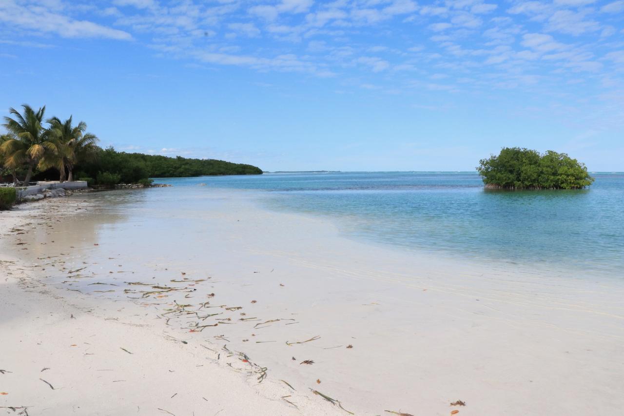 Shaka Caye All Inclusive Resort Belize City Exterior photo