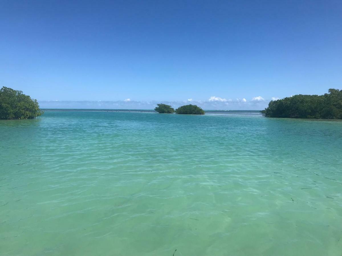 Shaka Caye All Inclusive Resort Belize City Exterior photo